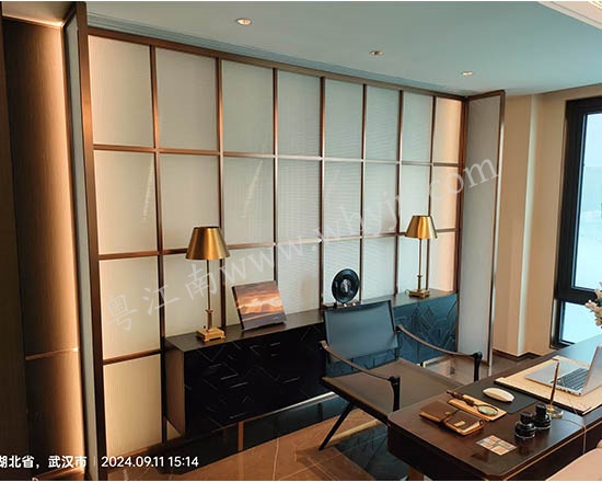 不銹鋼玻璃隔斷